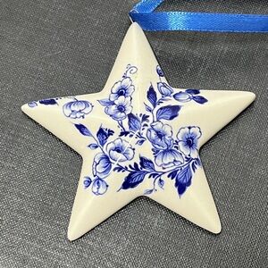 Delfts Porcelain Blue & White Floral 3D Star Holiday Ornament